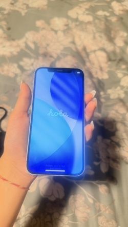 unlocked clean no scratch iPhone 12 tmobile att verizon