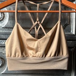 Alo Women’s Sports Bra Size Medium 