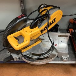 Dewalt Compound Mitre Saw PRICE REDUCED