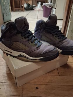 Retro Jordan 5 midnight navy