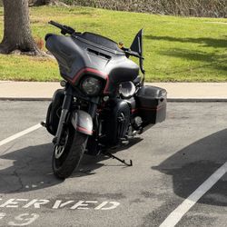 2018 CVO streetglide