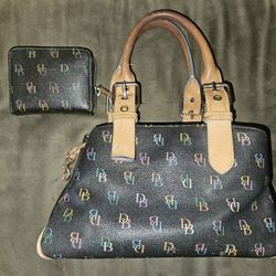 Vintage Douney and Bourke black and multicolor handheld purse with removable wallet