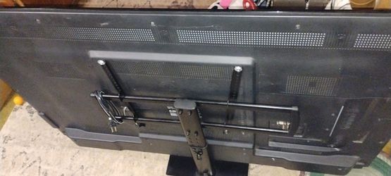 AQUOS SHARP 60" Flat Screen TV