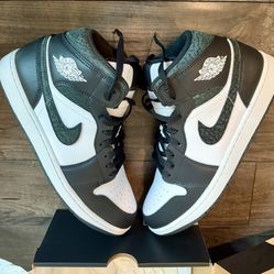 Men’s Nike Air Jordan 1 Mid SE Size 11