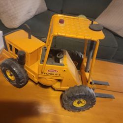 Mighty Tonka Forklift