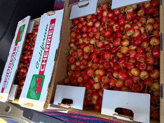 Lodi people how many want a box 25.00 red and 30.00 for yellow or halves
