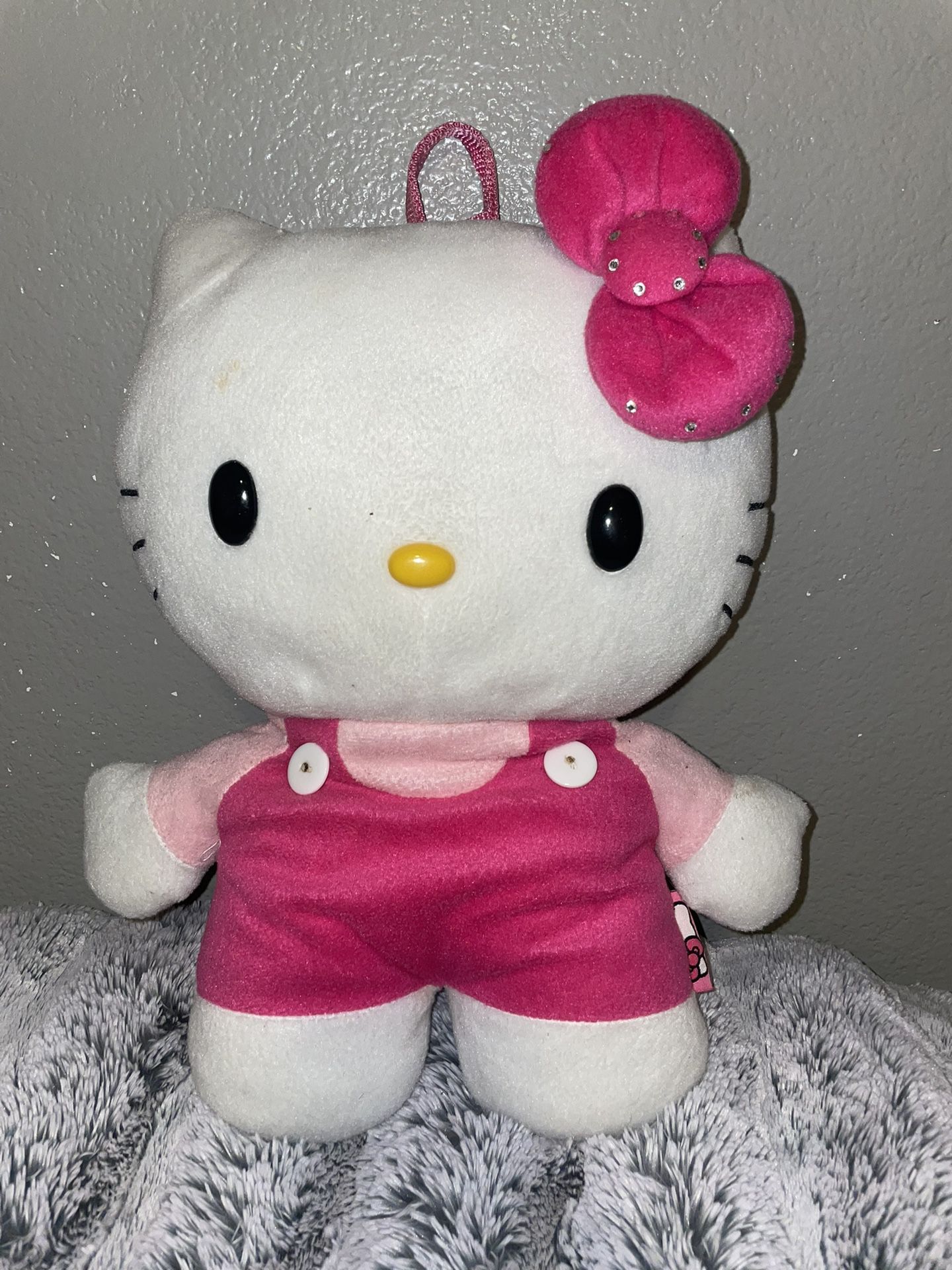 Hello Kitty Plushy Backpack 