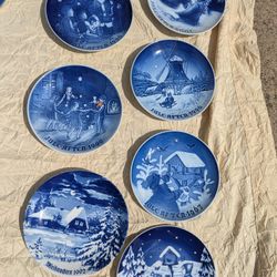 Collectable Christmas Dessert Plates