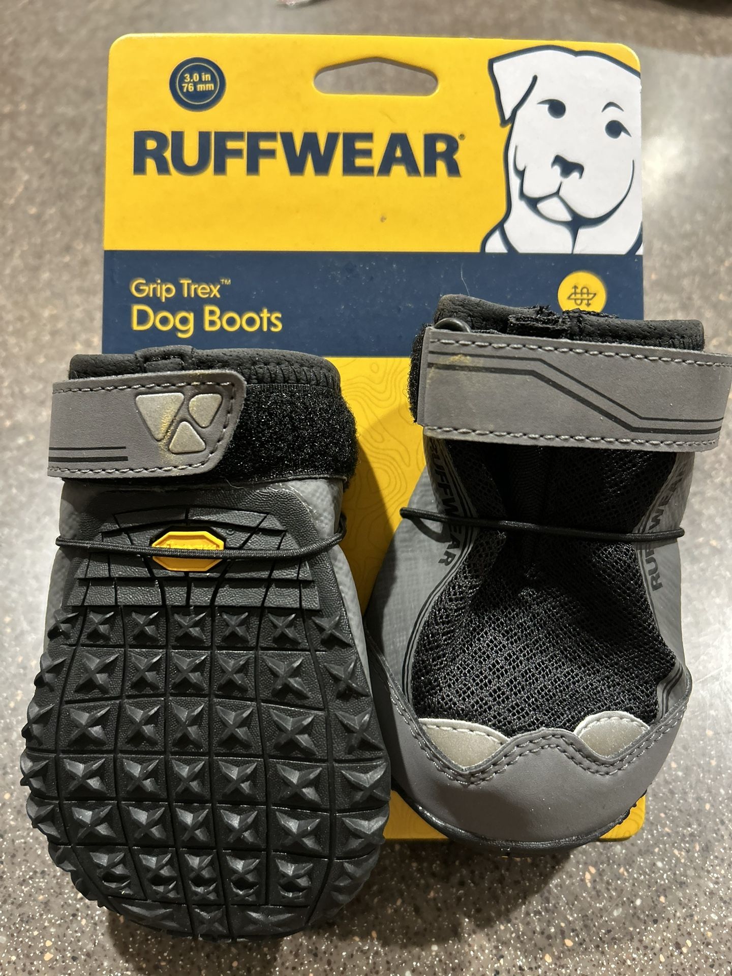 3” Ruffwear grip trek dog shoes