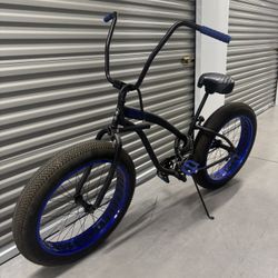 Single Speed 26in Fat Tires SIKK Bike