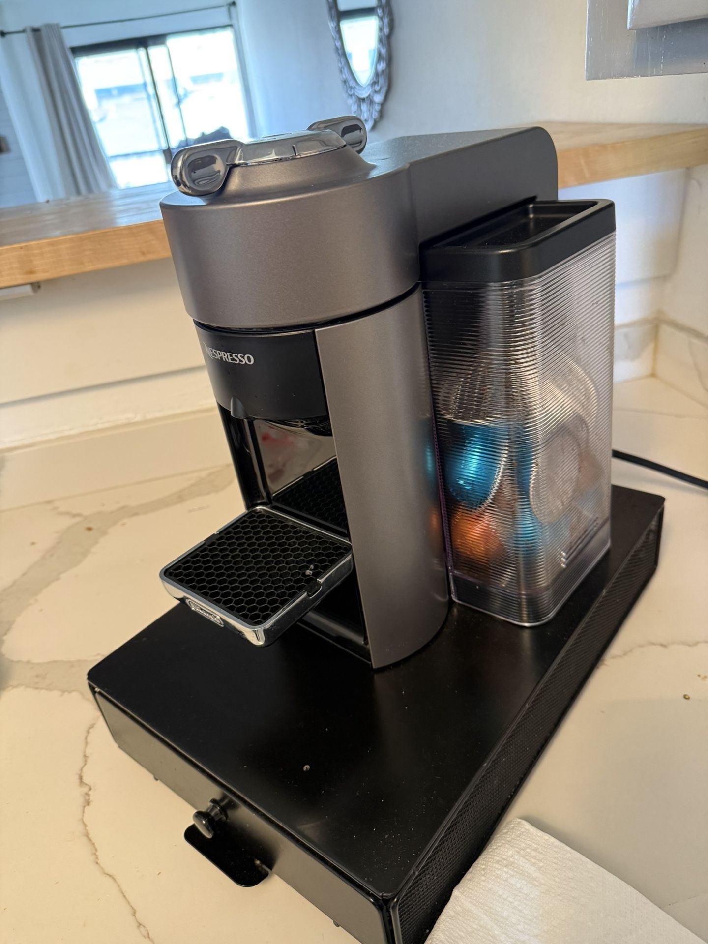 Nespresso Machine- Barely Used 3 Months Only