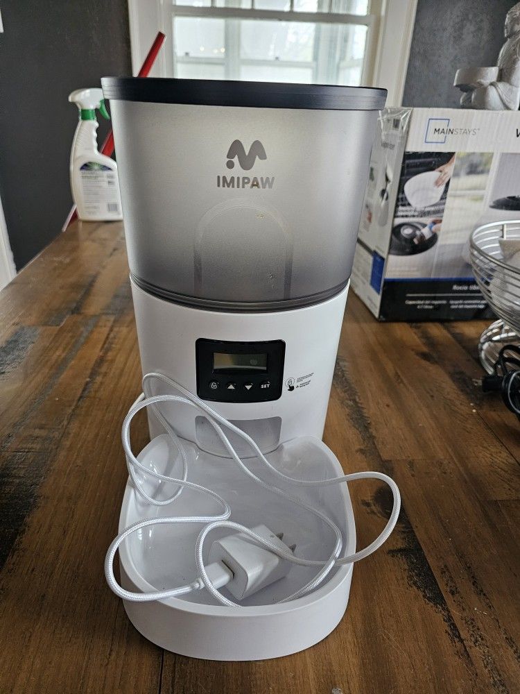 Automatic Feeder