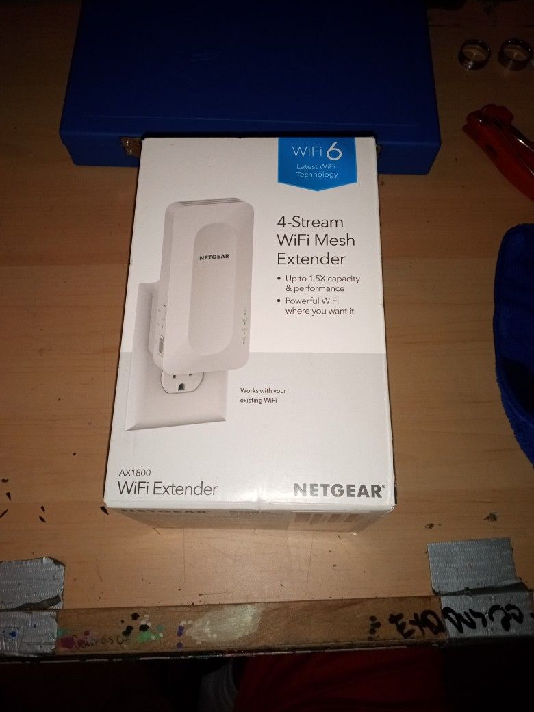 Netgear AX1800( WiFi 6) 4-steam WiFi Mesh Extender 