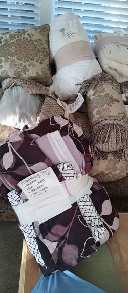 Assorted Linens, bedding towels