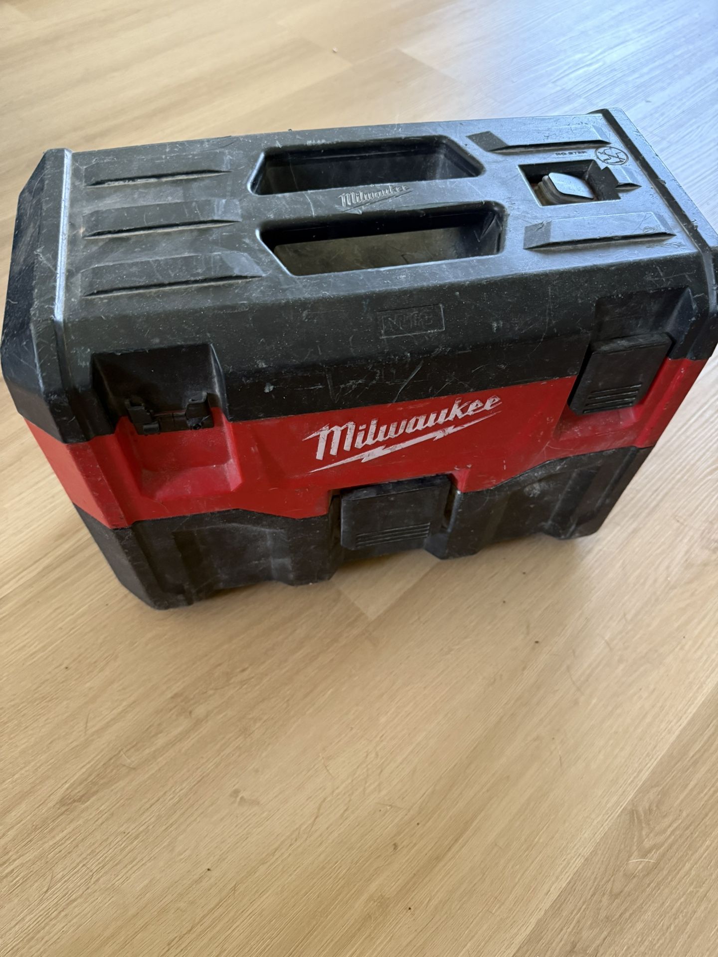Milwaukee M18 Shop Vac