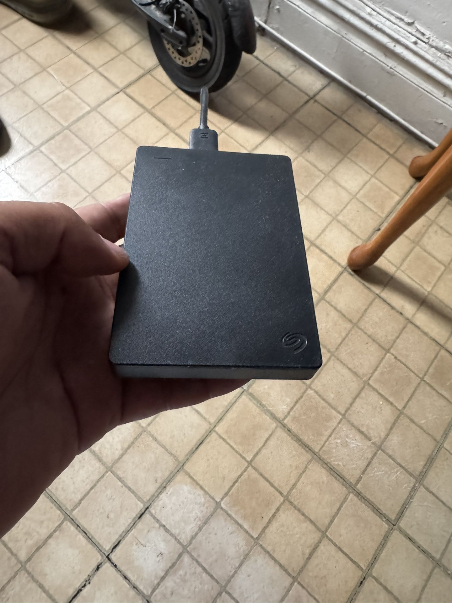 Seagate 1TB Portable External Hard Drive USB 3.0 - Model SRD0NF1