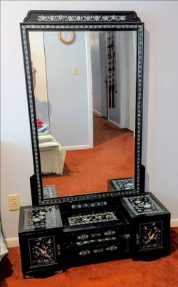 Korean dressing table