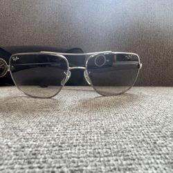Ray-Ban Sunglasses 