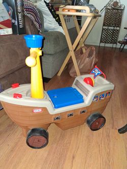 Little Tikes Riding Pirate Ship