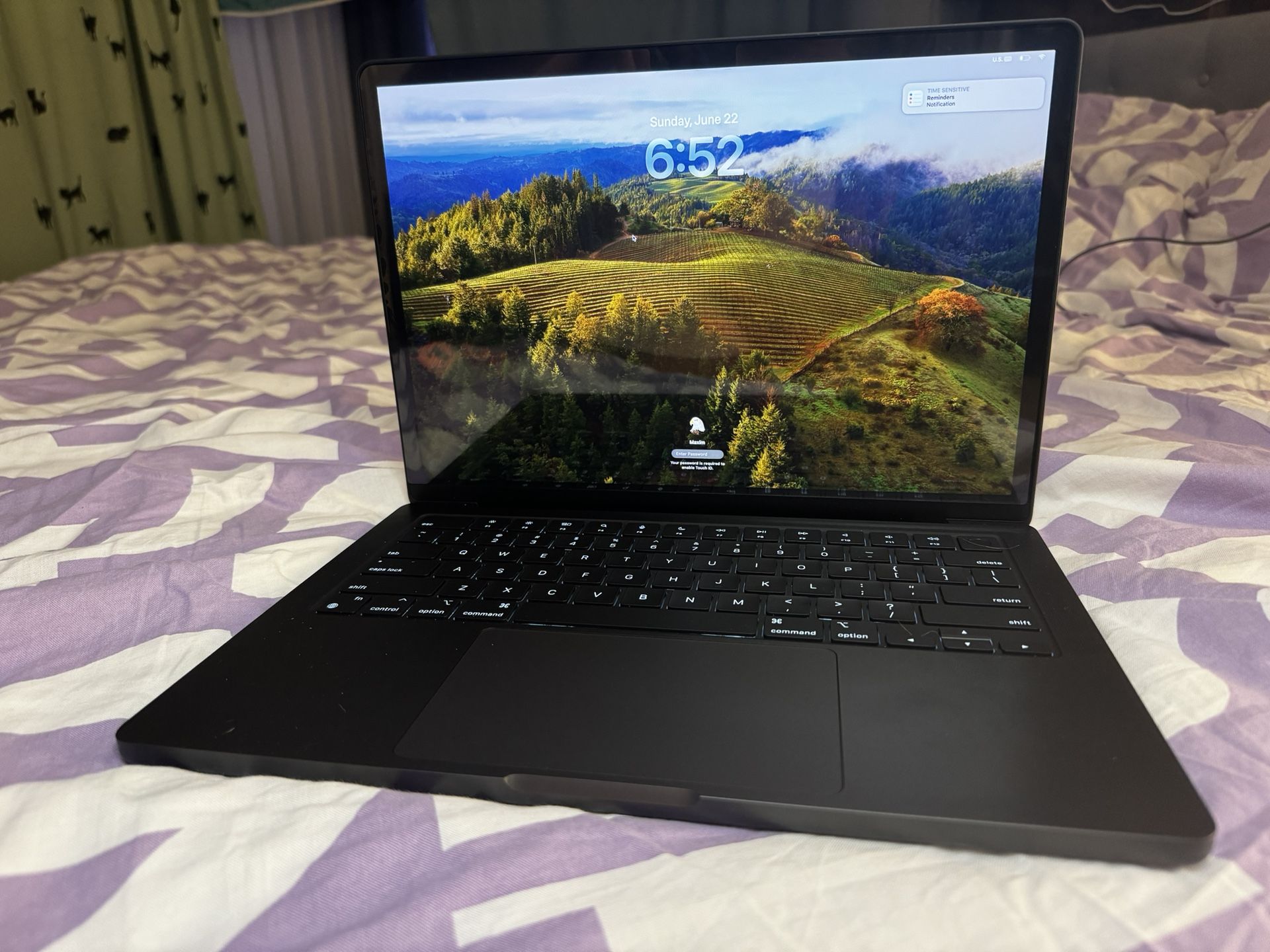 MacBook Pro 14 Inch