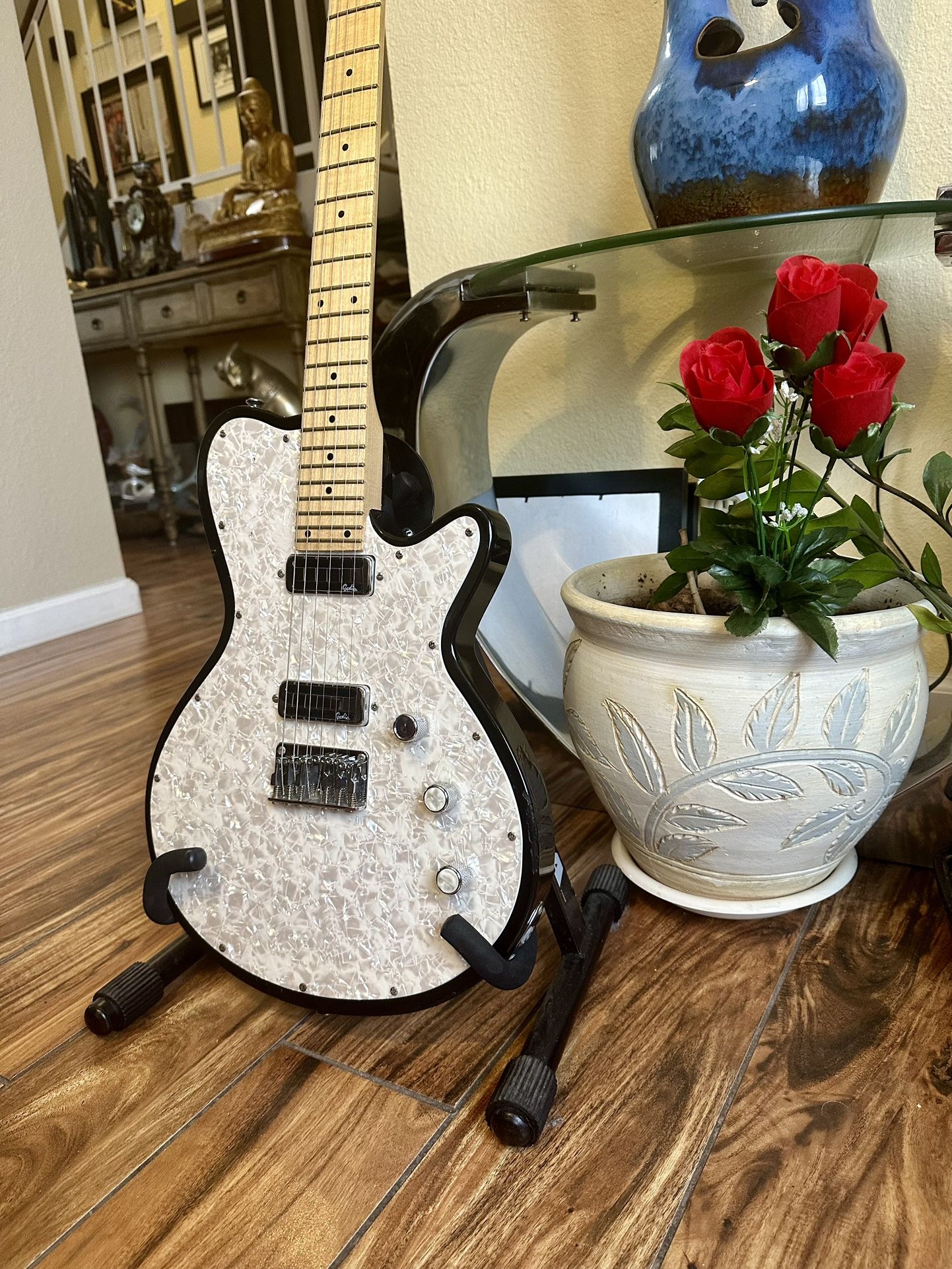 Awesome Godin Radiator Electric Guitar