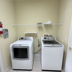 Maytag Washer And Dryer Set