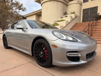 2011 Porsche Panamera