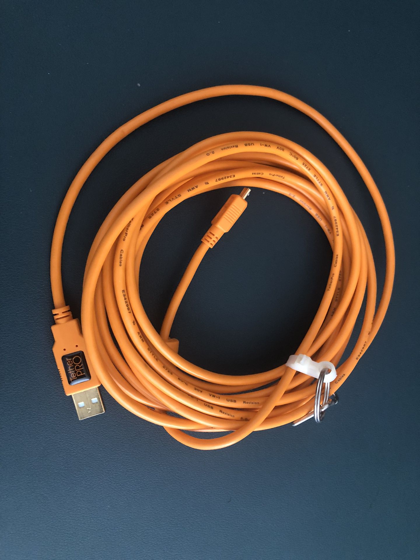 Tether Pro Camera Data Transfer Cable 