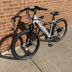 Schwinn Adult Marshall 27.5" Step Over Hybrid Electric Bike 19” Frame