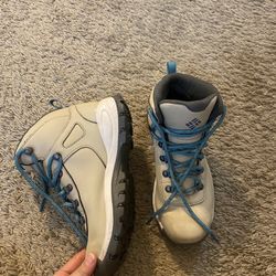 Columbia Hiking Boots Size 6.5