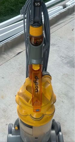 Dyson DC14 Yellow Working