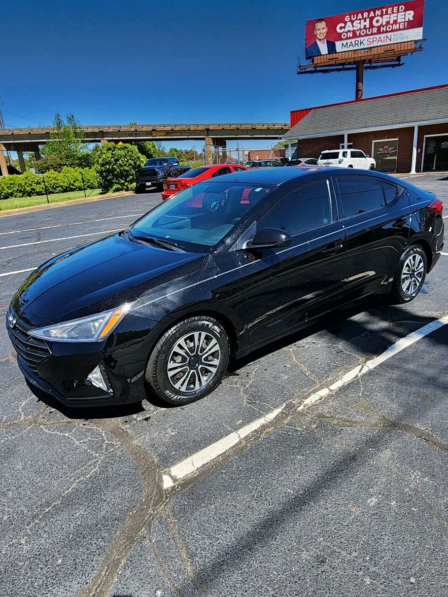 2019 Hyundai Elantra