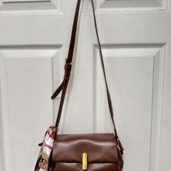 Vintage Style Sheen Leather Crossbody Purse With Scarf