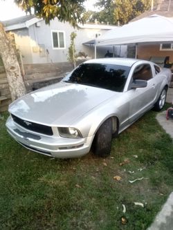 05 Mustang 4.0l 100kmiles