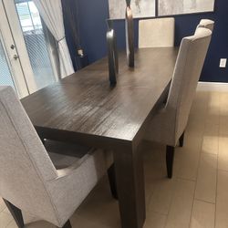 Dinning Table W/bench