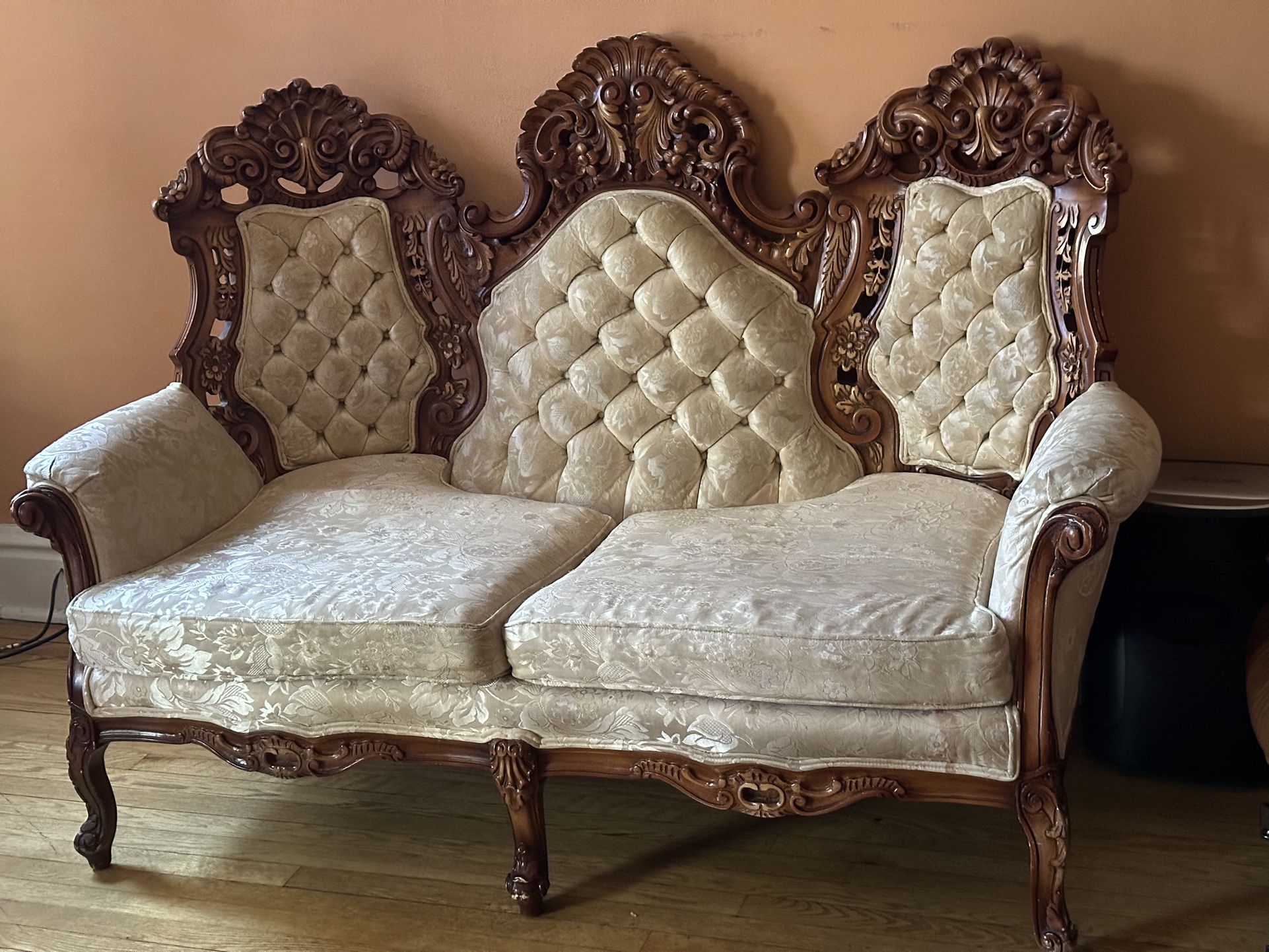 Victorian Couch set With Coffee Table