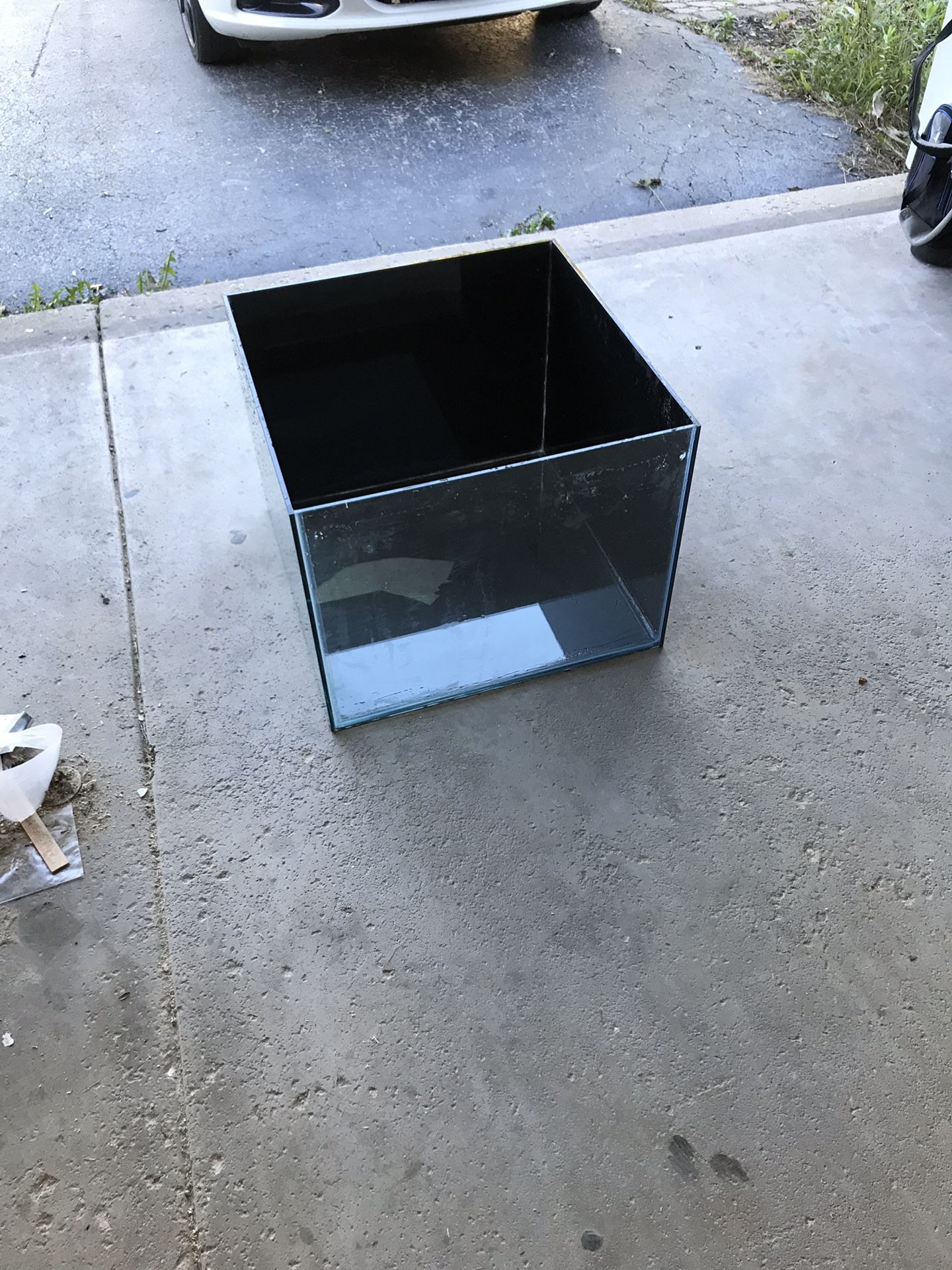 24x24 aquarium fish tank for Sale in South Elgin, IL OfferUp