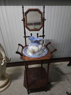 Antique Wash Stand with Mirror
