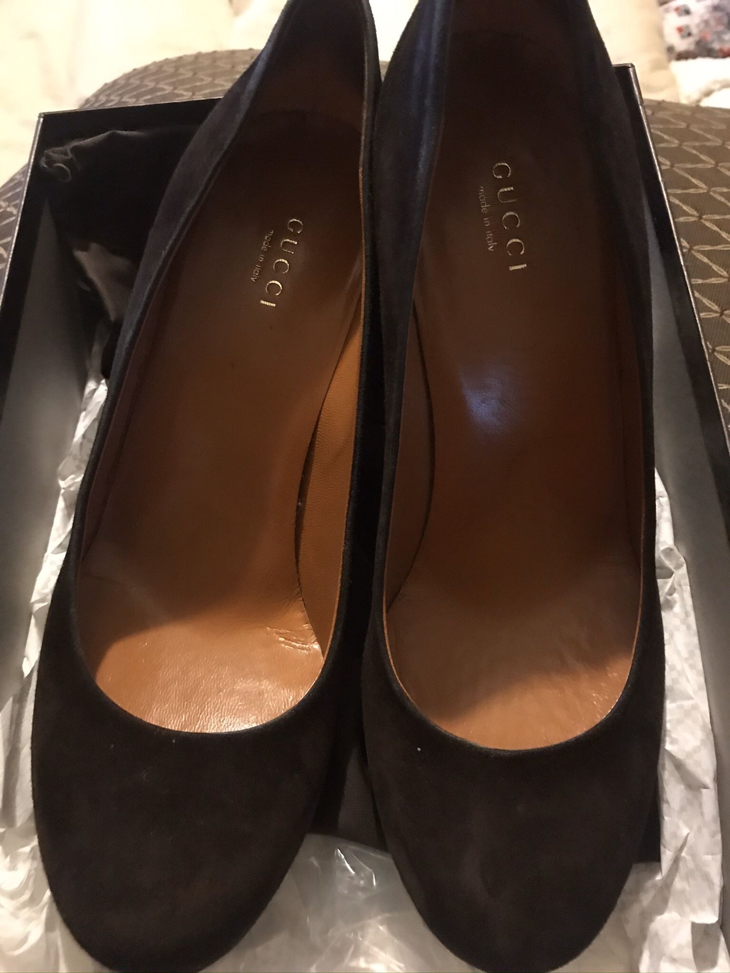 Chocolate Gucci Suede Platform Pumps Excellent condition