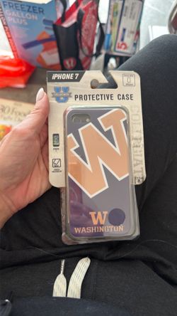 iPhone 7 case. UW. New.