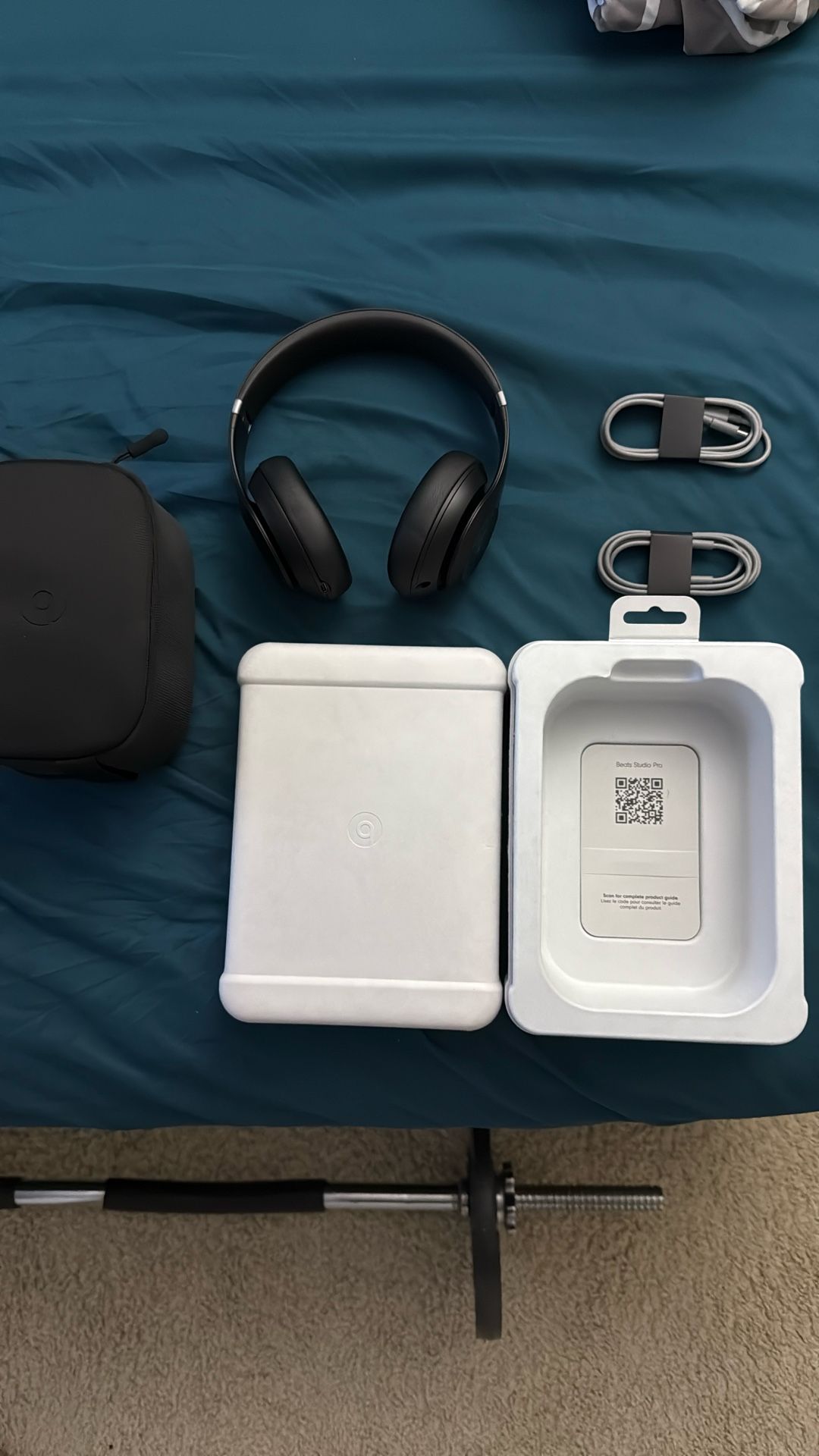 Beats Studio Pro Black
