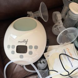 Motif Breast Pump