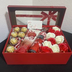 Mothers Day Box Arrangements 