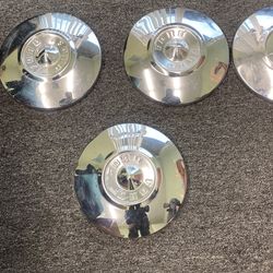 1950,S Ford Hubcap’s 