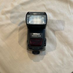Nikon speed light SB 800