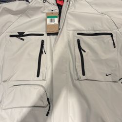 nike tech storm fit windbreaker
