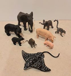 MOJO Animal Figurines Set of 8