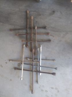 Lug wrenches