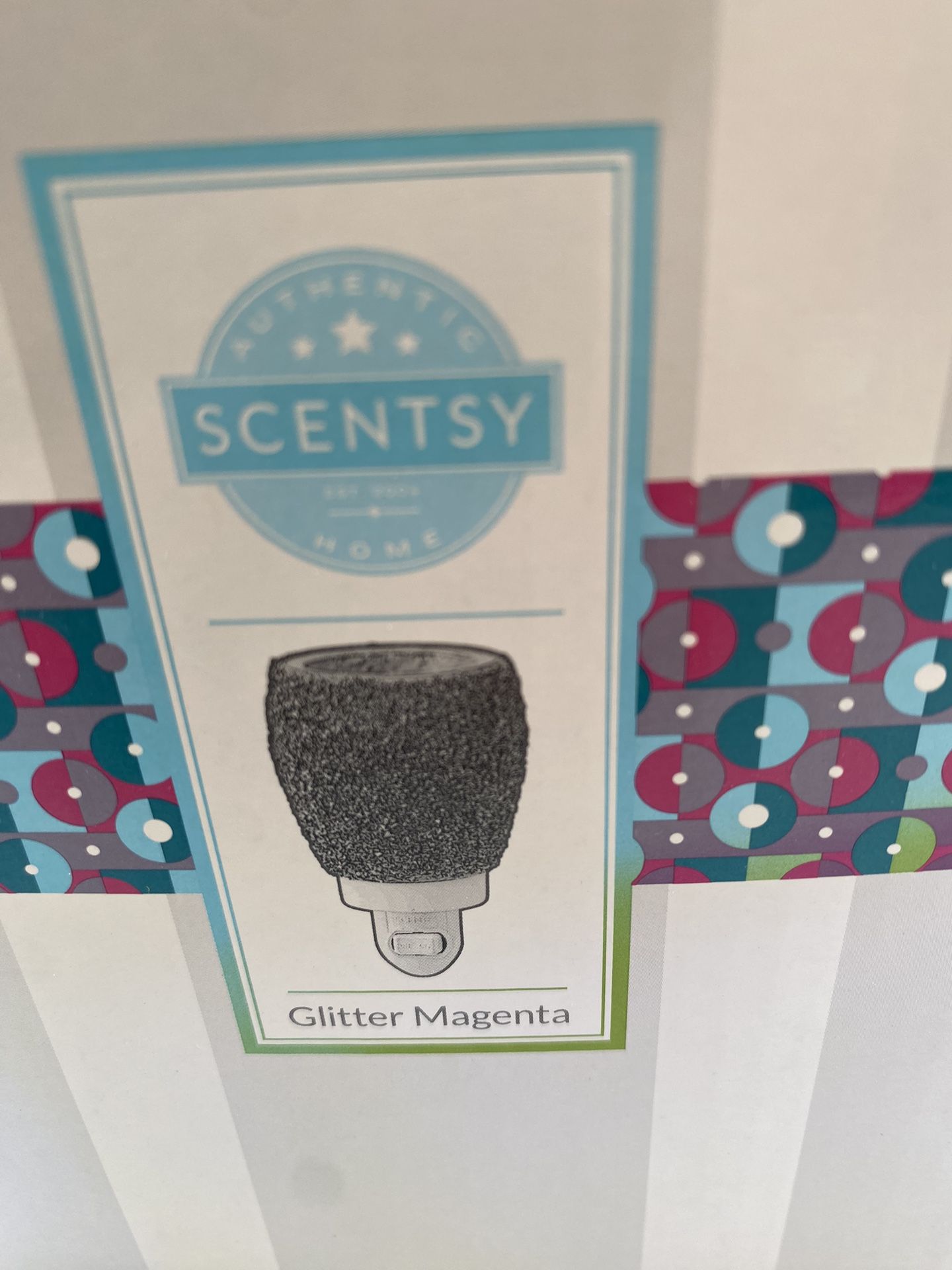 Glitter Magenta Scentsy Wall Warmer