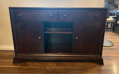 Kitchen buffet / cabinet